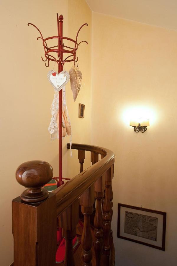 La Mansarda Delle Meraviglie B&B Superior Trieste Exterior photo